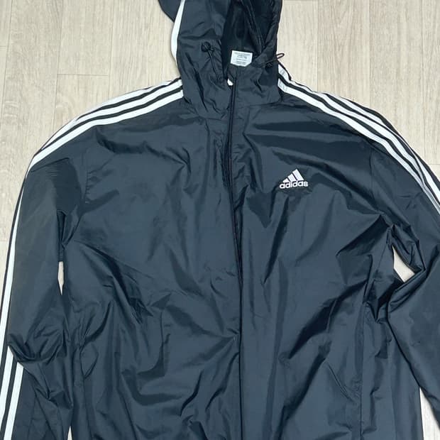 아디다스 바람막이