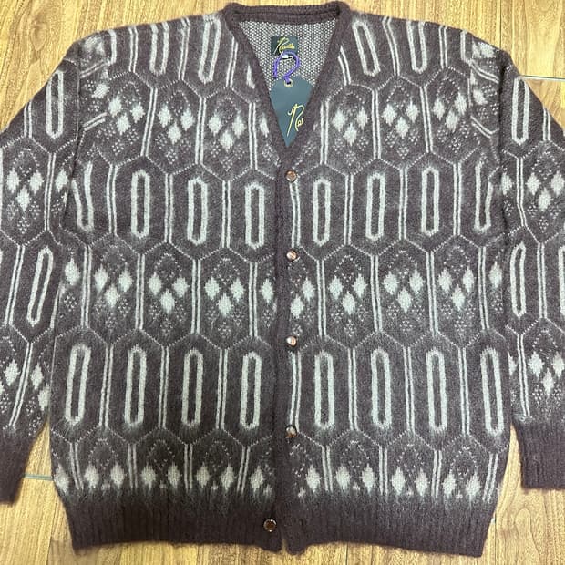 L 니들스 25fw 가디건