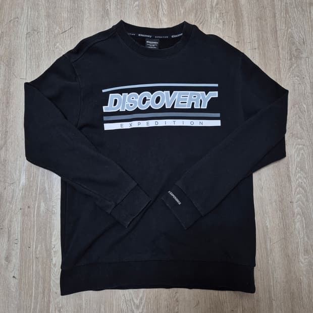 디스커버리 익스페디션 빅로고 프린팅 맨투맨