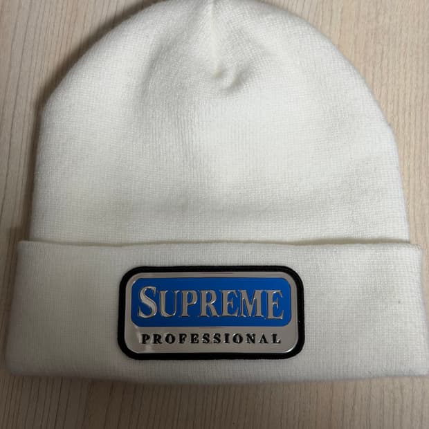 Supreme Professional Beanie White - 24FW