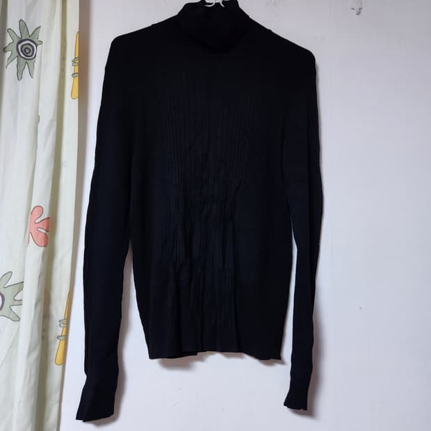 블랙 골지 목폴라 니트 F