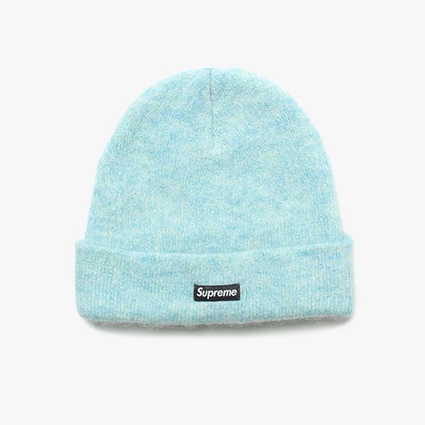  SUPREME "Sky-Blue Beanie"