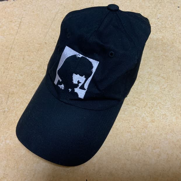 친다운 걸 캡 블렉