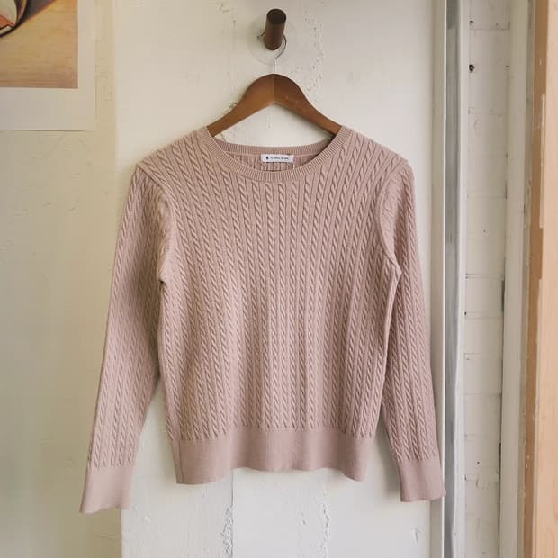 Global work 핑크베이지 케이블 니트