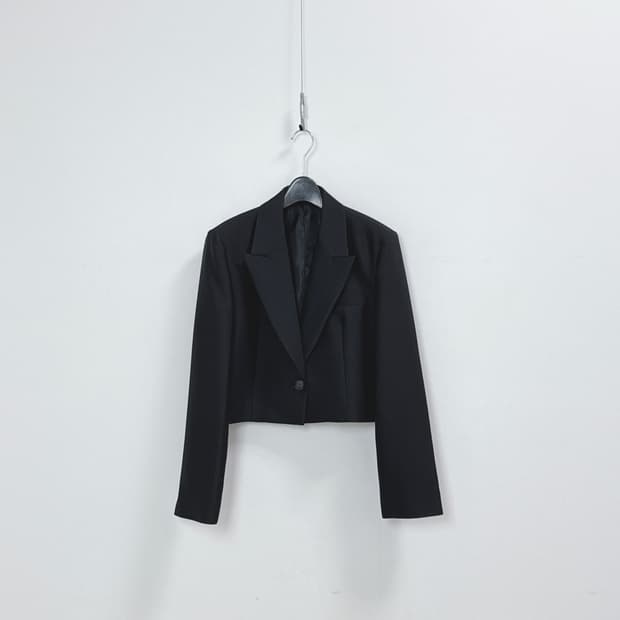 R2W 샵레디투웨어 울 실크 크롭 자켓