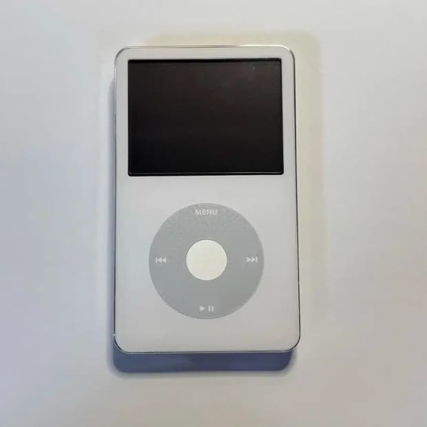 아이팟 클래식 5세대 32GB 팝니다(우유팟)