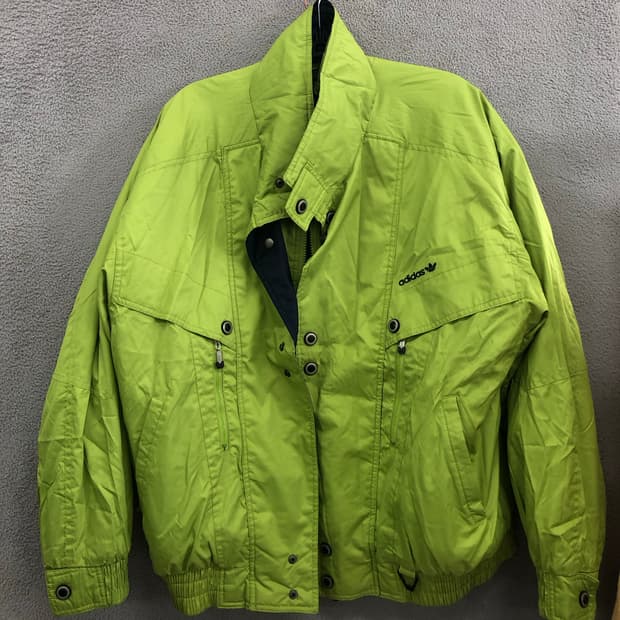 아디디스 1990‘s 빈티지 자켓 패딩