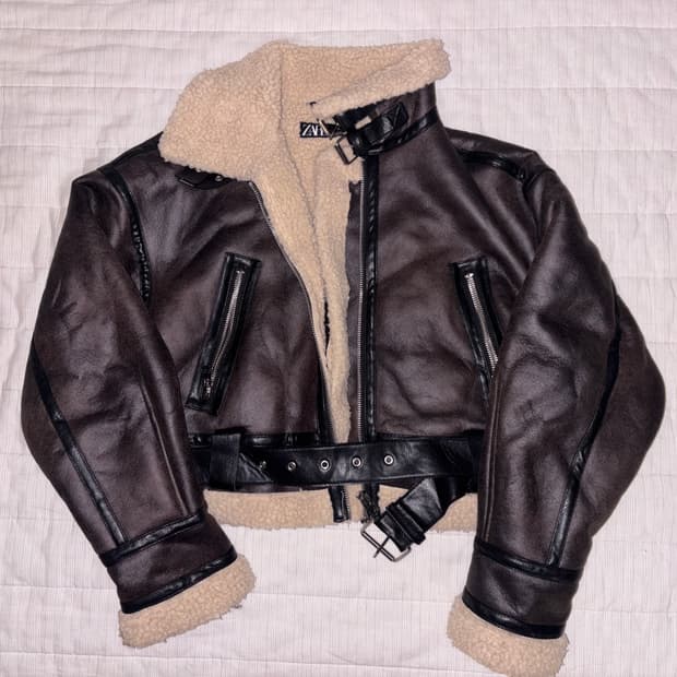 ZARA 가죽 무스탕 저켓