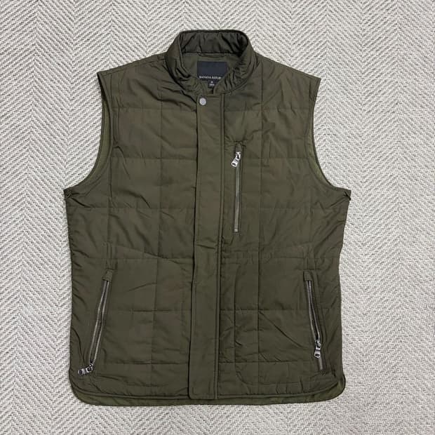 바나나리퍼블릭 경량패딩 베스트 v1847