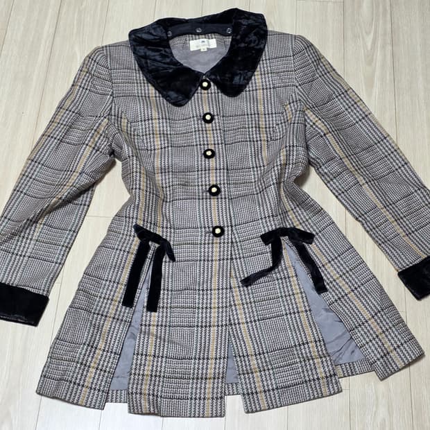 일본빈티지)히메라떼갸루st 체크벨벳 리본 트임 로맨틱 엑팜깔 코트