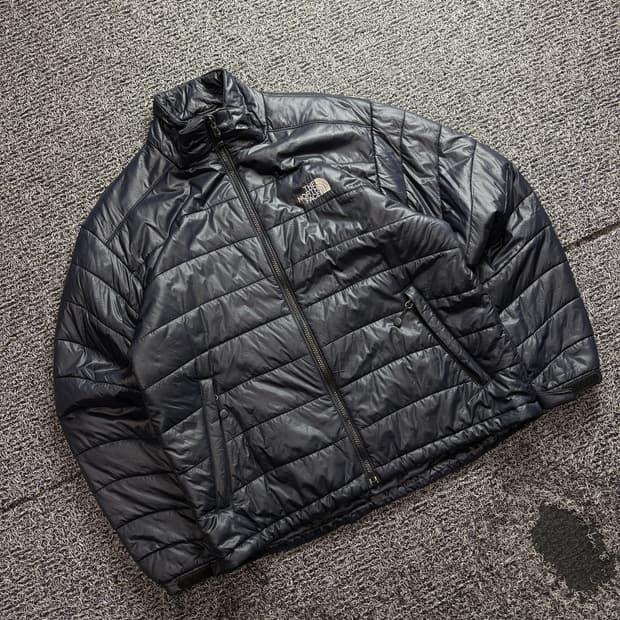 노스페이스 고프코어 마운틴 경량 다운 점퍼 3225