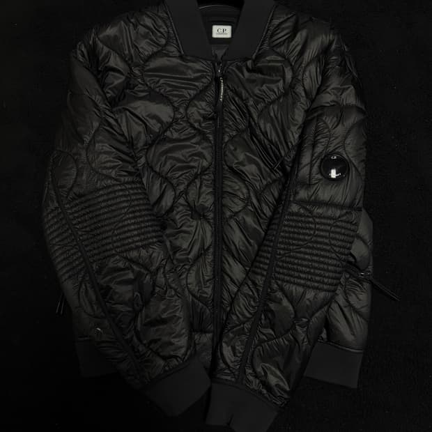 CP company 봄버자켓