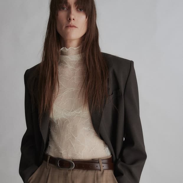 더일마 시스루 슬리브리스 탑