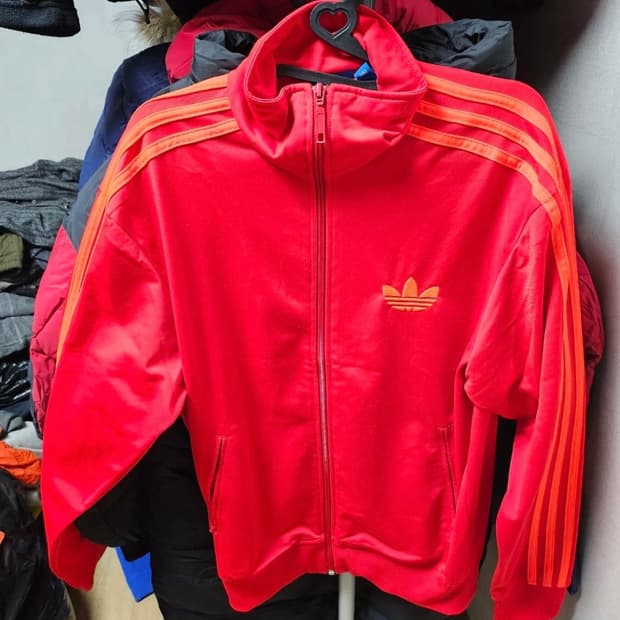 아디다스 파이어버드 빨주