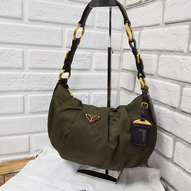 [정품] 프라다 포코노 금장 숄더백