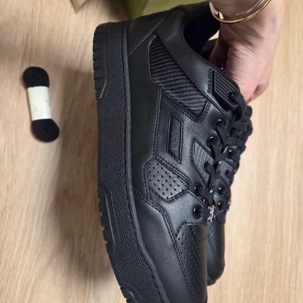 구찌 스니커즈 새상품