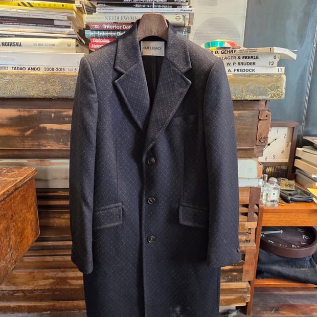 아워레가시 자가드패턴코트