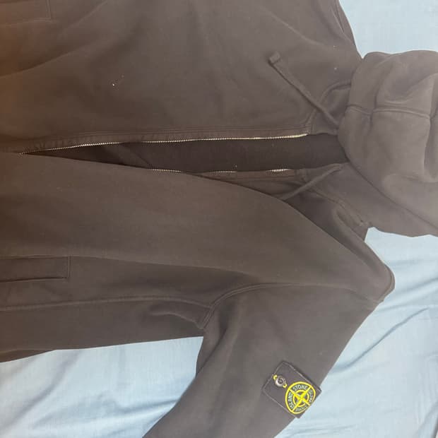 Stone Island 63520 Wappen Patch Hooded F