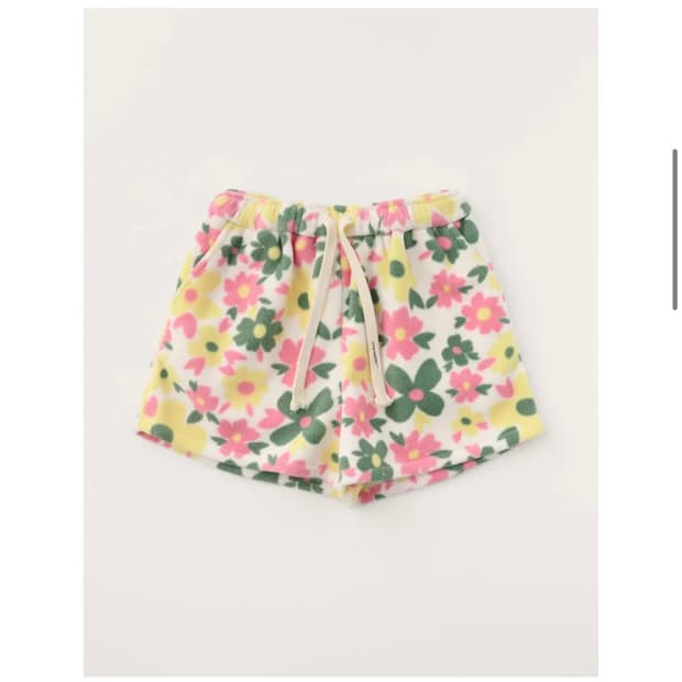 시엔느 플라워패턴 반바지  (후리스재질) 새제품