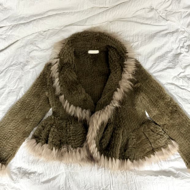 빈티지 래빗퍼 페미닌 퍼자켓 착용샷ㅇ