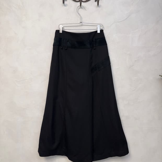 DOHO black suede wool wrap skirt pants