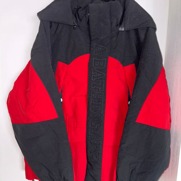 (새상품) Bape 베이프 나일론 스노우보드 패디드 자켓 레드