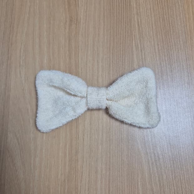 리즈리사 리본브로치 아이보리칼라