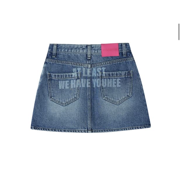YOUHEE LETTERING DENIM MINI SKIRT BLUE