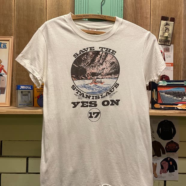 1970’s Vintage T-SHIRT made In U.S.A ​