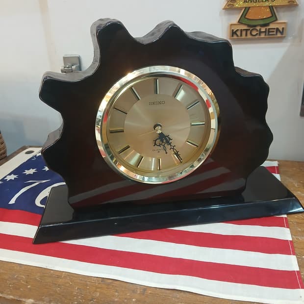빈티지 세이코 원목 탁상시계