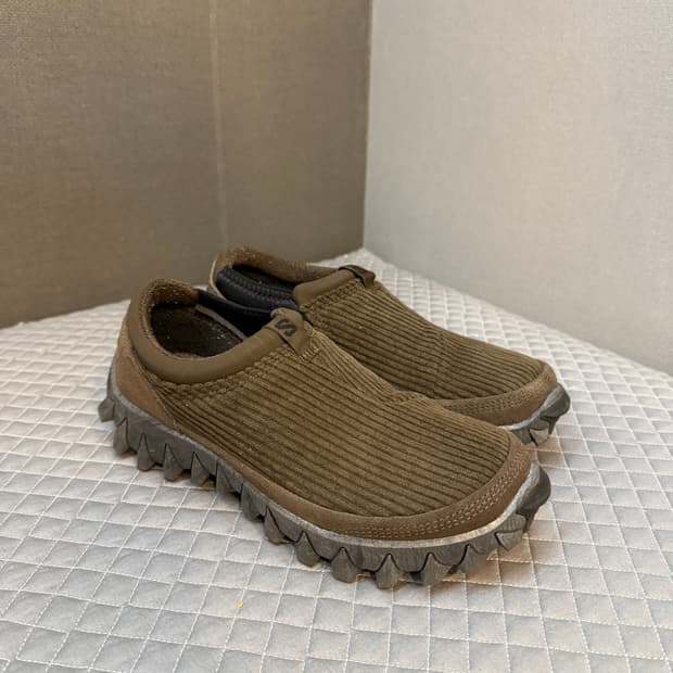 살로몬 스노우 클로그 코듀로이 245