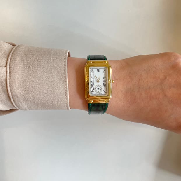 Courreges 꾸레쥬 rectangular 여성 시계