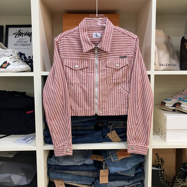 캘빈클라인 스트라이프 크롭 자켓 S