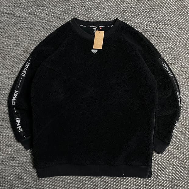 다이나핏 센터로고 블랙 플리스 맨투맨o 5365