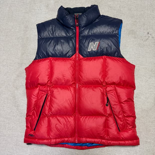 뉴발란스 700+ 구스다운 패딩조끼