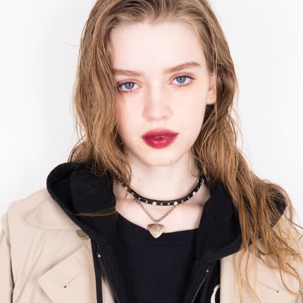 히스테릭 글래머 픽 레더 초커