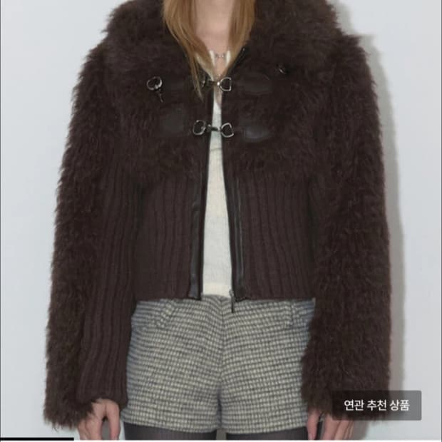 아수라 니트 퍼 믹스 무스탕 브라운