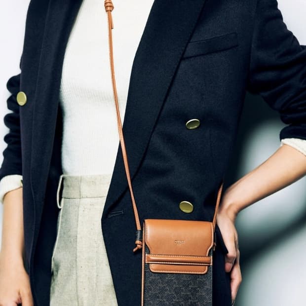 셀린느 트리옹프 폰파우치 플랩 크로스백