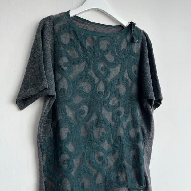 청록색 레이스 니트 티