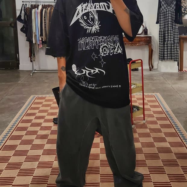 아조바이아조 AJO Collage T-Shirt