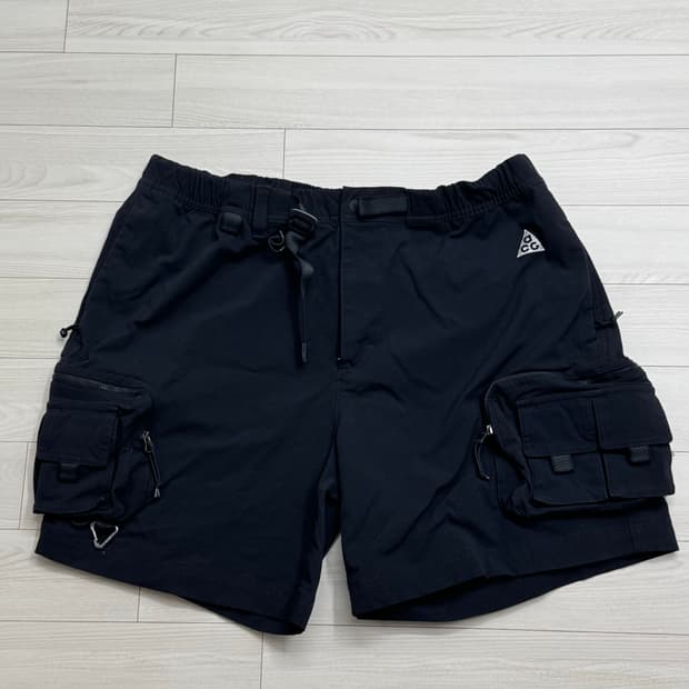 나이키 ACG 카고 쇼츠 블랙 US XL