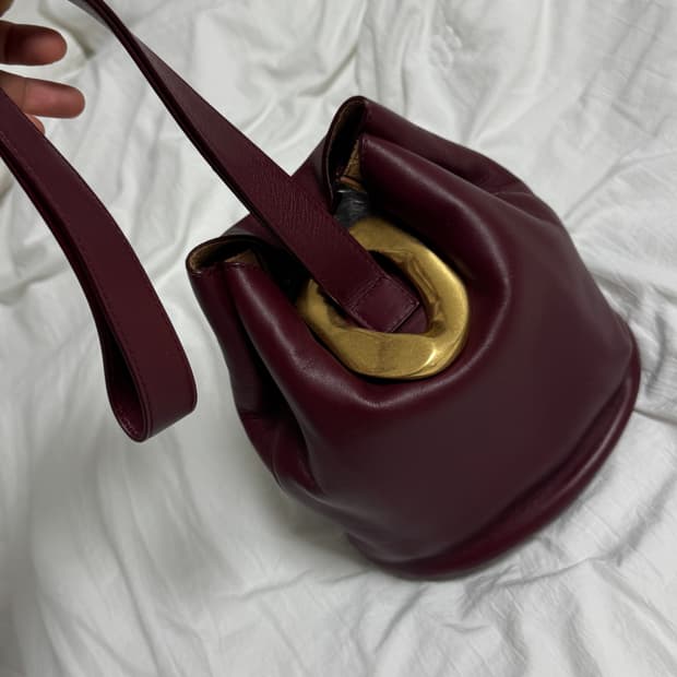 보테가베네타 가방 버건디