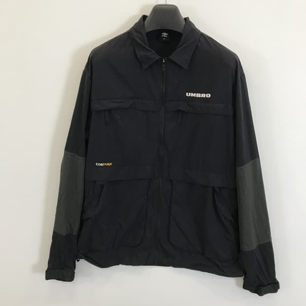 엄브로 CORDURA 바람막이자켓 [100]