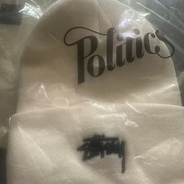 [OS] 나이키 x 스투시 비니 아이보리 화이트