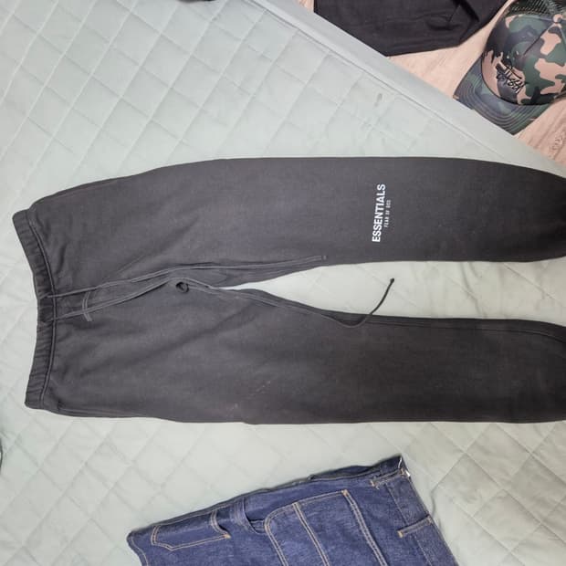 [M] 피어오브갓 에센셜 스웻 팬츠 두개에 7만원