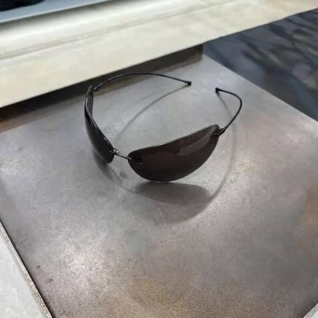 Balenciaga  23ss MIRAGE OVAL 선글라스