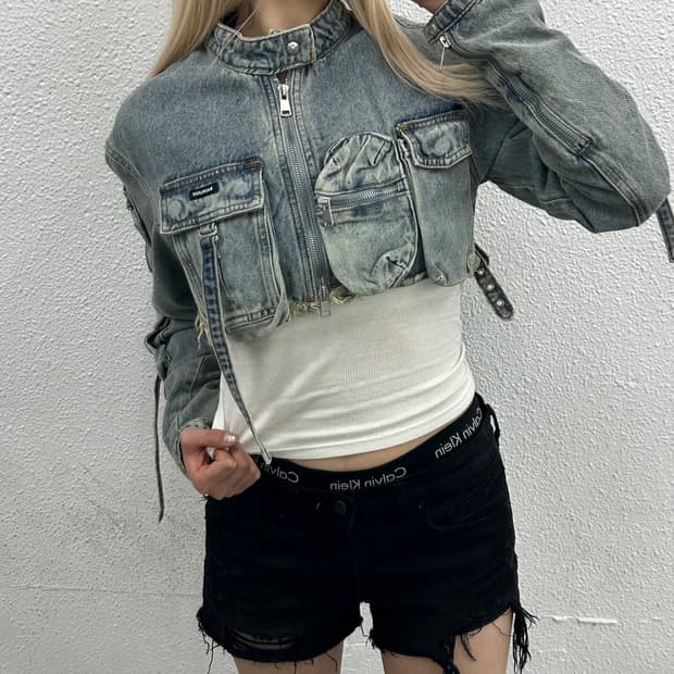 배드블러드 포켓 데님 크롭자켓