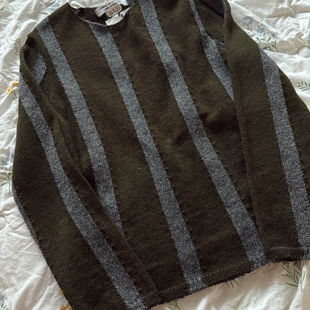 꼼데가르송 컬렉션 모 니트