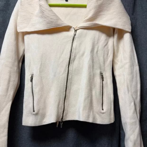 타미힐피거 투웨이 니트집업 판매합니다