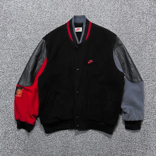 Name : 나이키 올드스쿨 90's 후면 빅로고 배색 모직 바시티 자켓